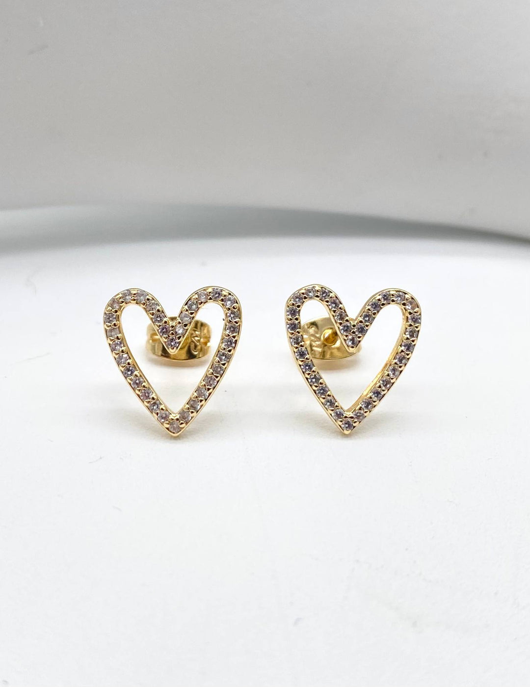 BROQUEL CORAZON CHAPA ORO 18K