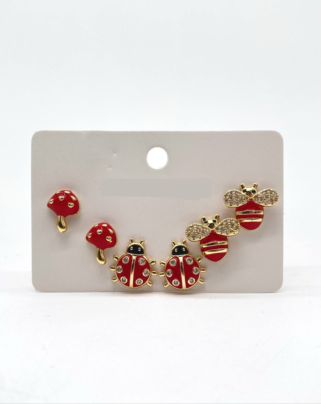 TRIO DE ARETES CATARINA ABEJA Y HONGO EN CHAPA DE ORO 18K