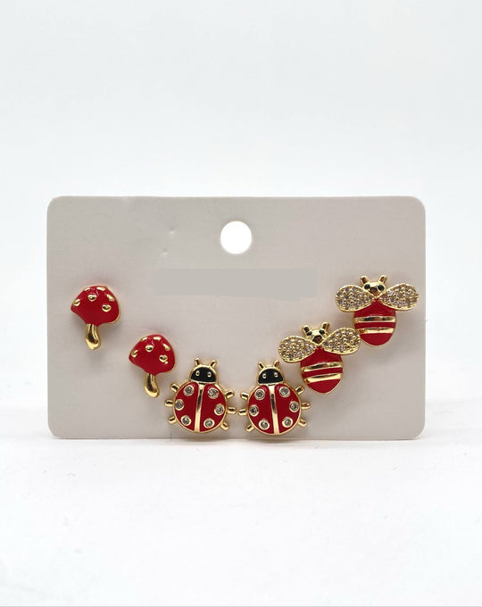 TRIO DE ARETES CATARINA ABEJA Y HONGO EN CHAPA DE ORO 18K