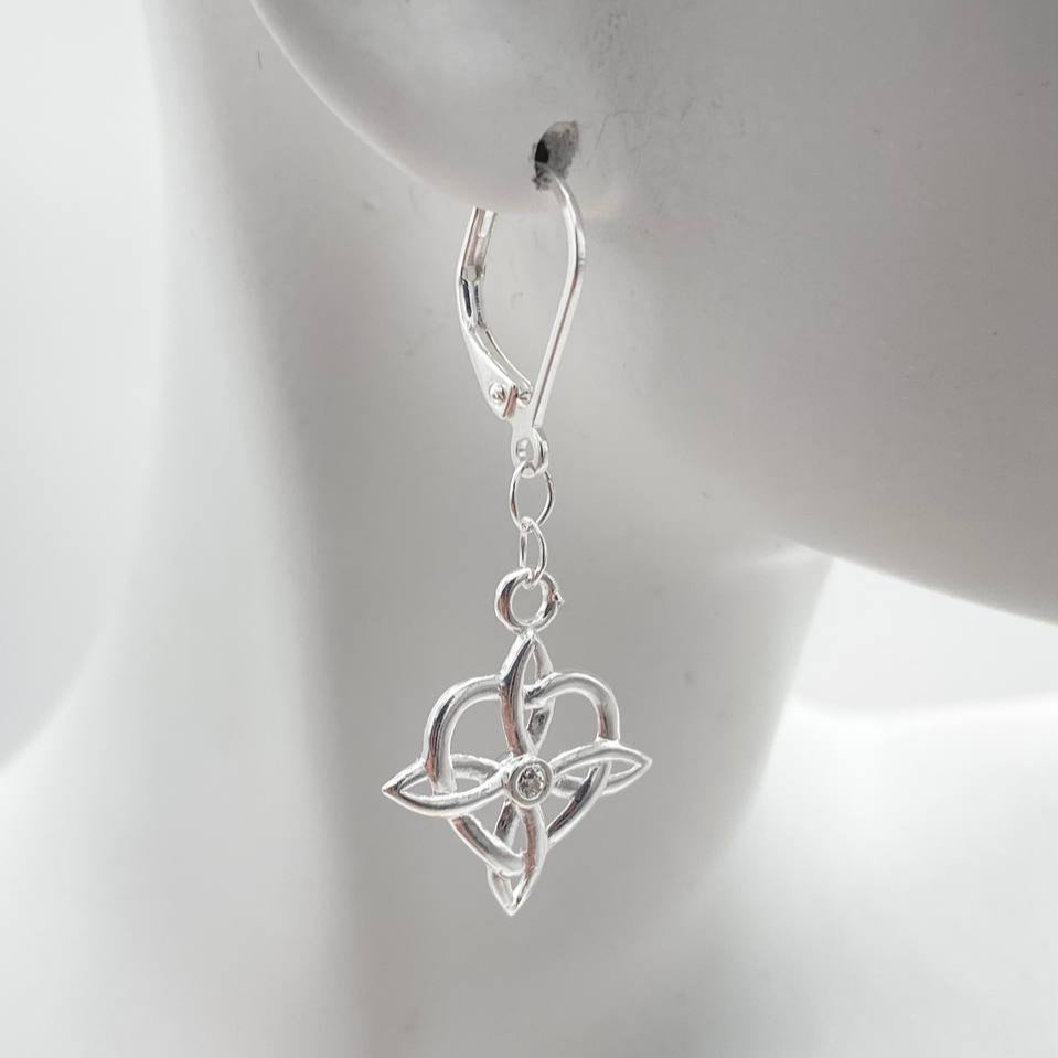 ARETE CORAZON Y NUDO DE BRUJA PLATA 925