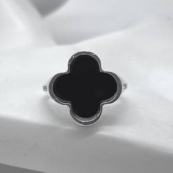 ANILLO TREBOL NEGRO