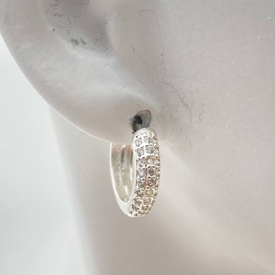 HUGGIE BRILLANTE PLATA 925