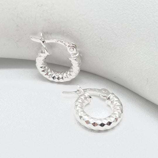 ARRACADA FACETADA PLATA 925