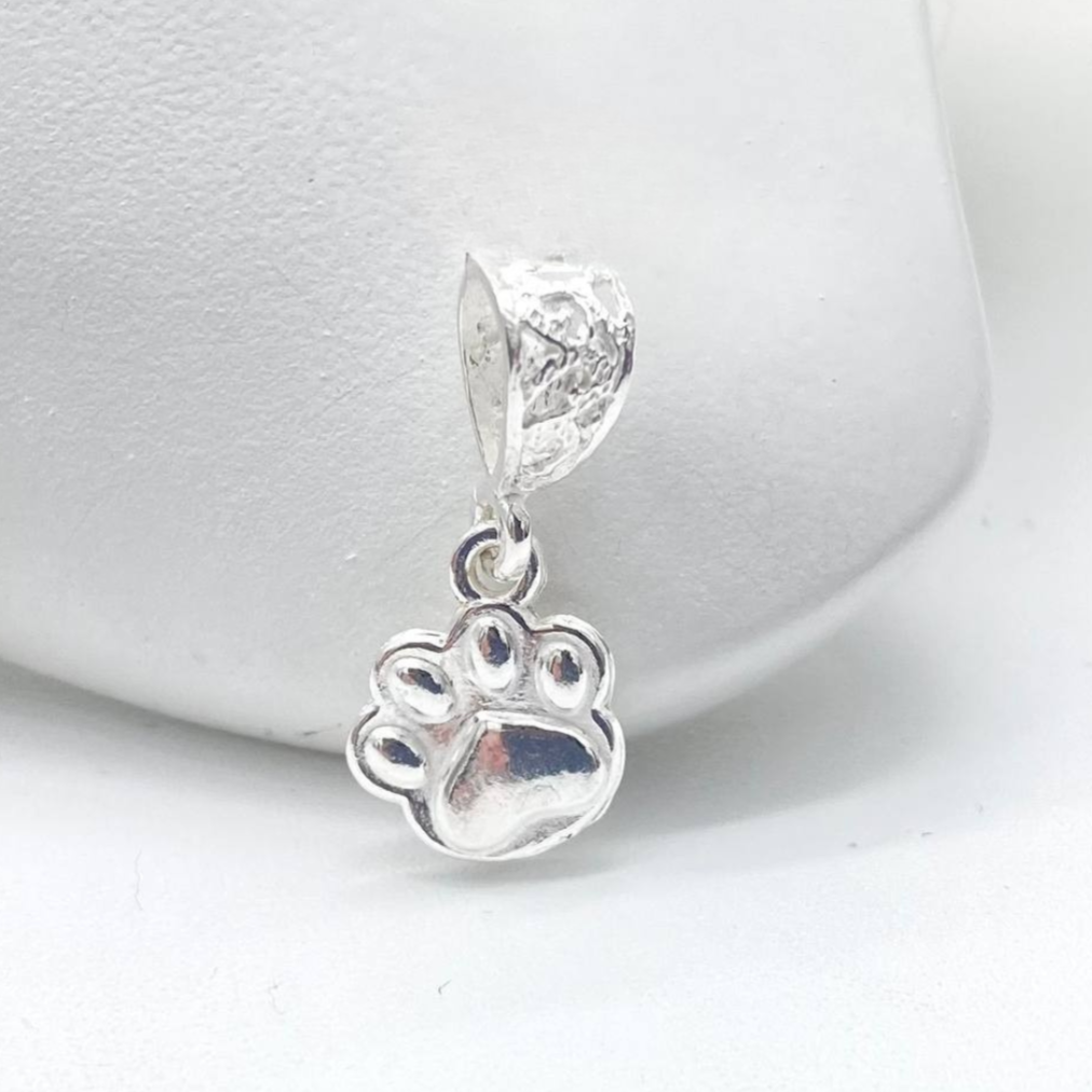 DIJE HUELLA MASCOTA PLATA 925
