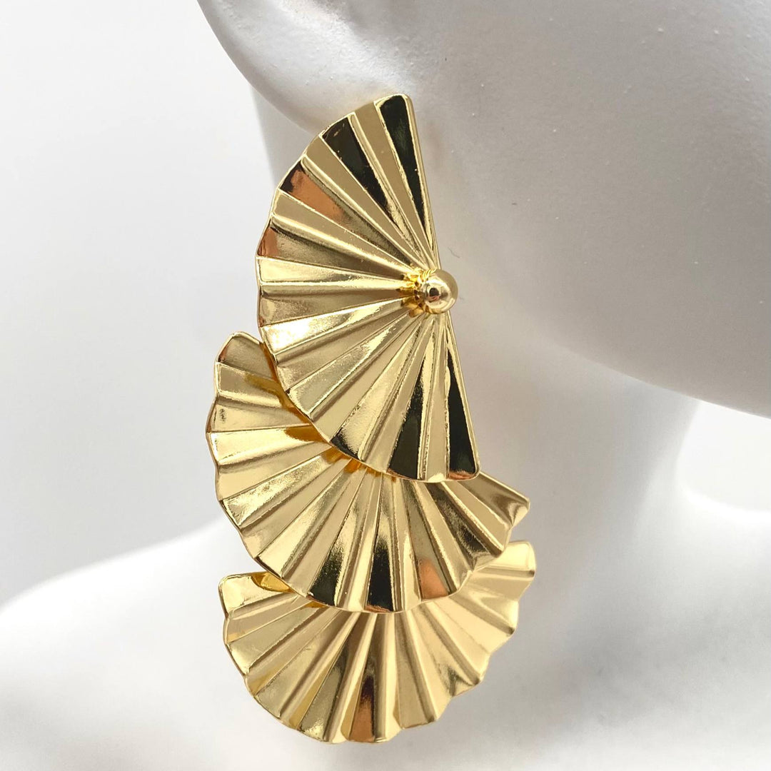 ARETE ABANICO CHAPA DE ORO 18K