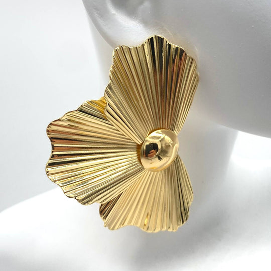 ARETE HOJA CHAPA DE ORO 18K