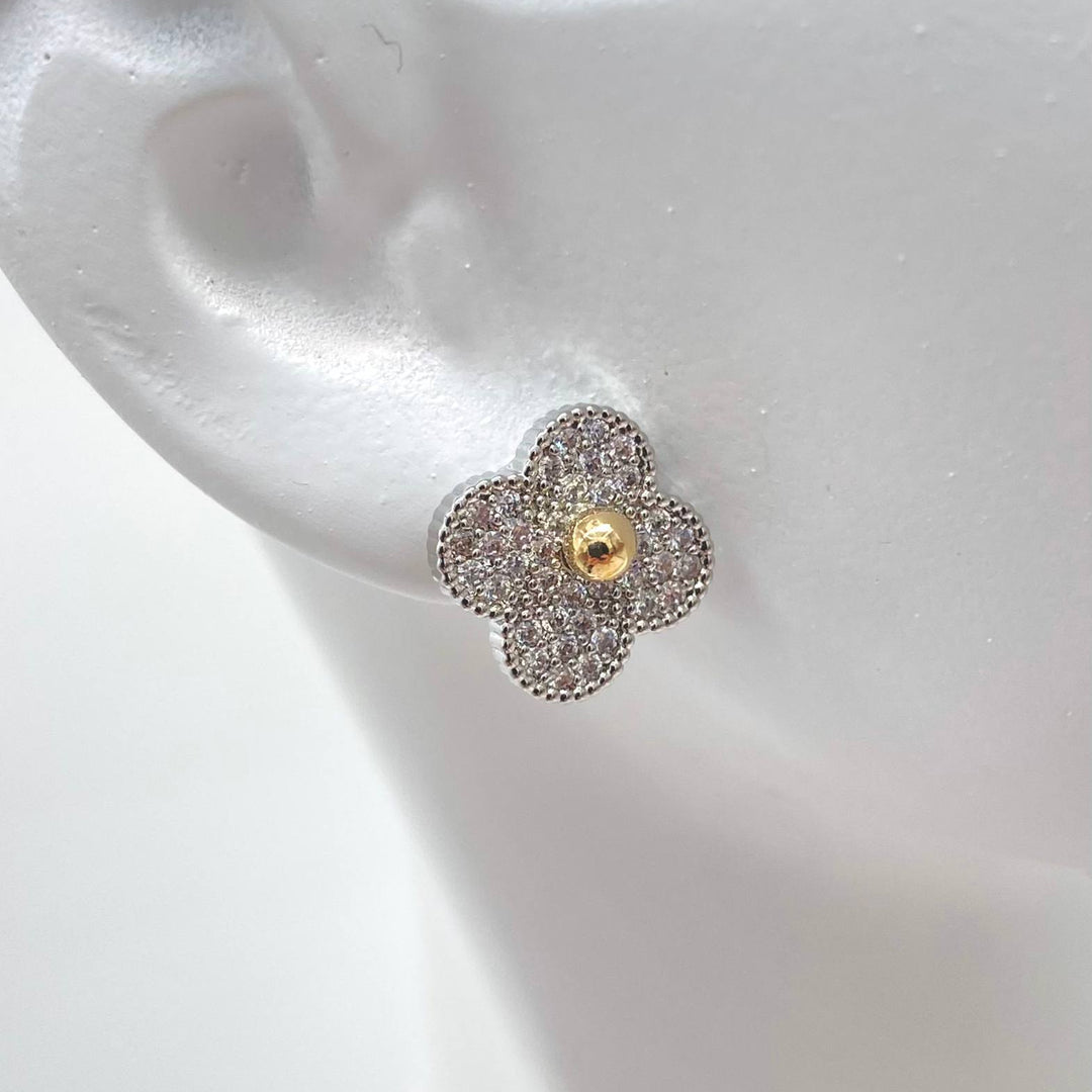 ARETE VC CHAPA DE ORO 18K
