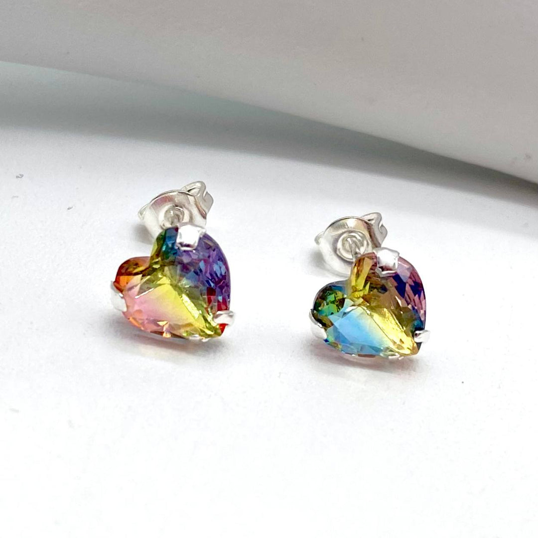 BROQUEL CORAZON ARCOIRIS