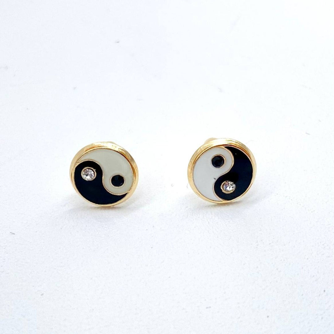 BROQUEL ORO 10K YING YANG