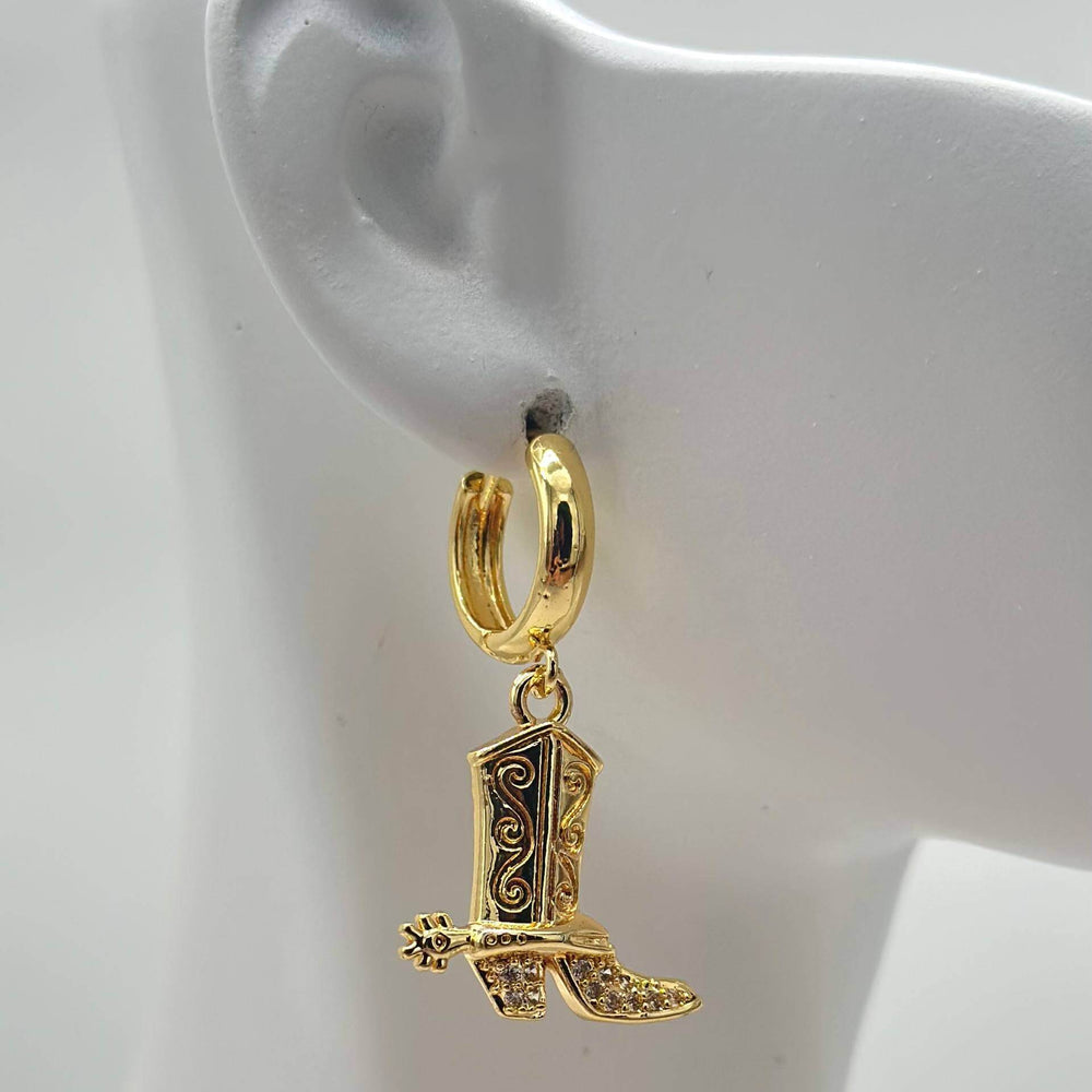 ARETE BOTAS Chapa de oro 18k