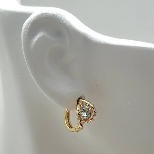 HUGGIES OJO CON CIRCONIA chapa de oro 18k