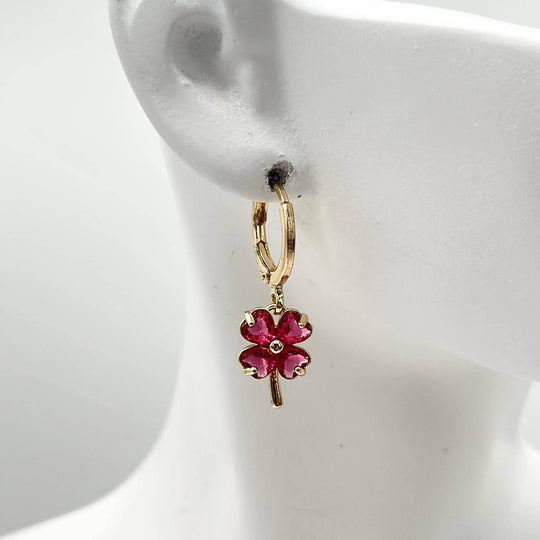 HUGGIE TREBOL ROSA - CHAPA DE ORO 18K | MAEL