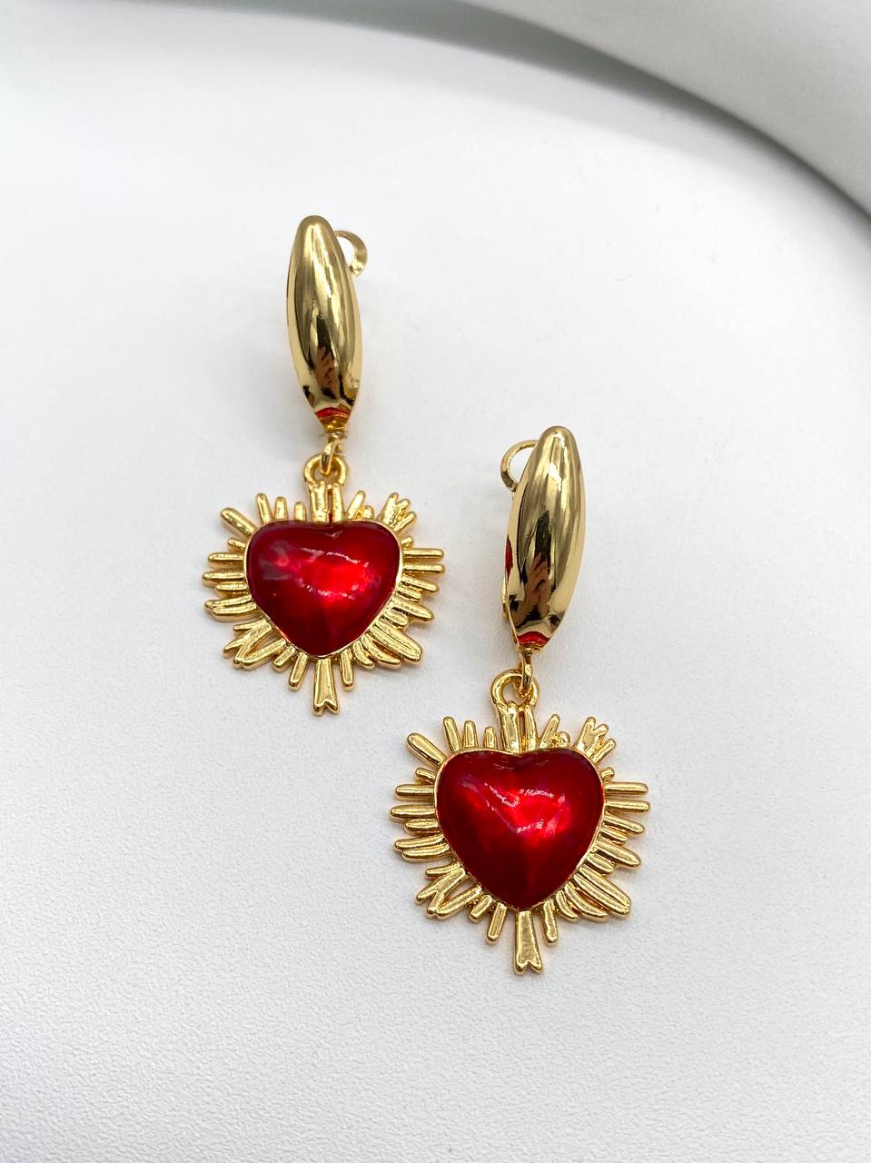 ARETE REINA ROJA