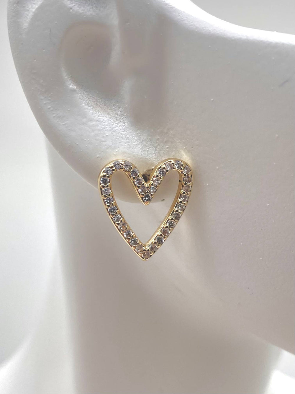 BROQUEL CORAZON CHAPA ORO 18K