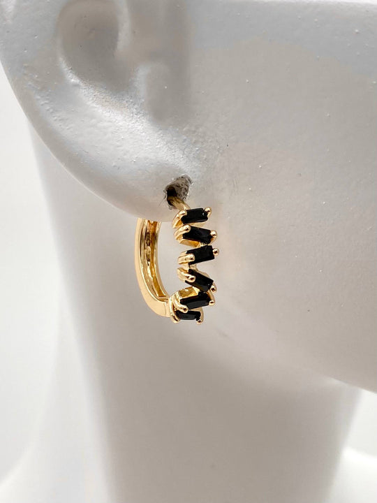 HUGGIE ZIGZAG CHAPA DE ORO 18K