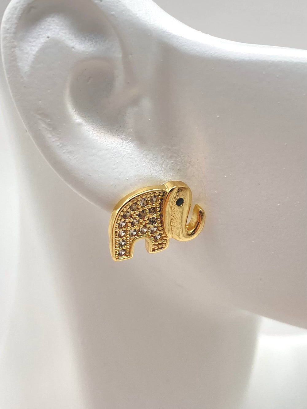 BROQUEL ELEFANTE CHAPA DE ORO 18K