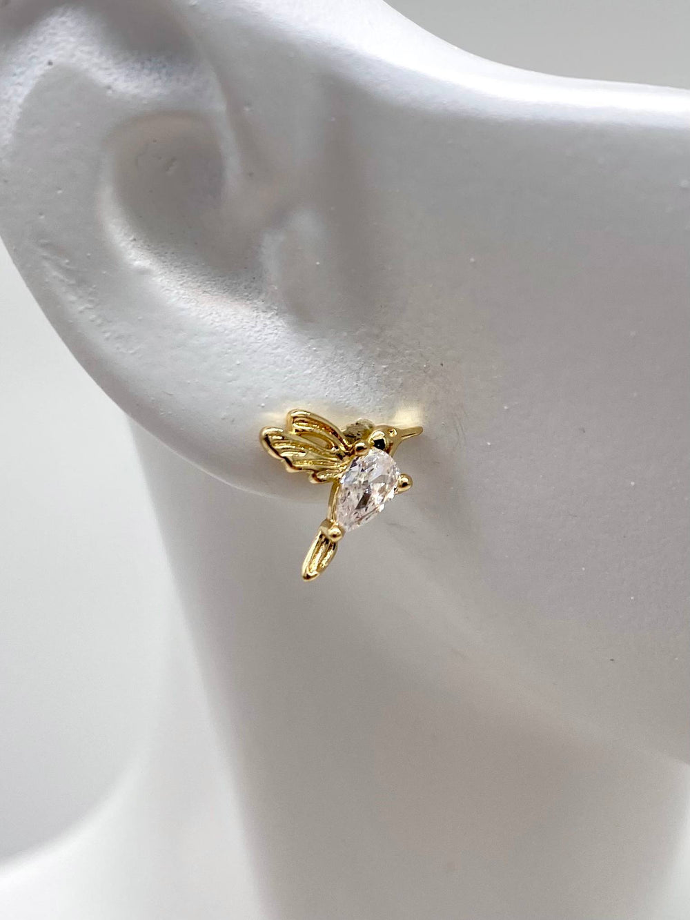 BROQUEL COLIBRI CHAPA DE ORO 18K