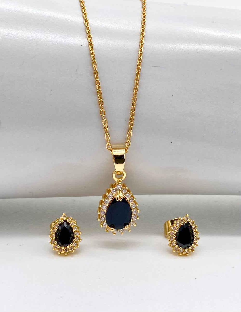 JUEGO GOTA NEGRA ZIRCONIA