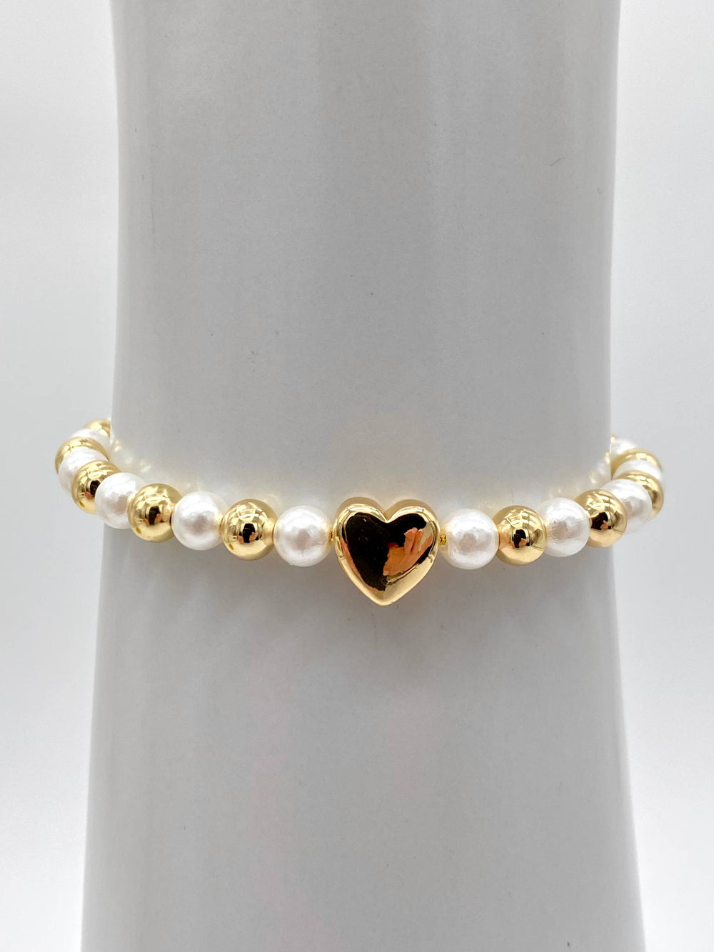 PULSO PERLAS CON CORAZON EN CHAPA DE ORO 18K