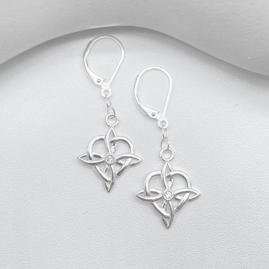 ARETE CORAZON Y NUDO DE BRUJA PLATA 925