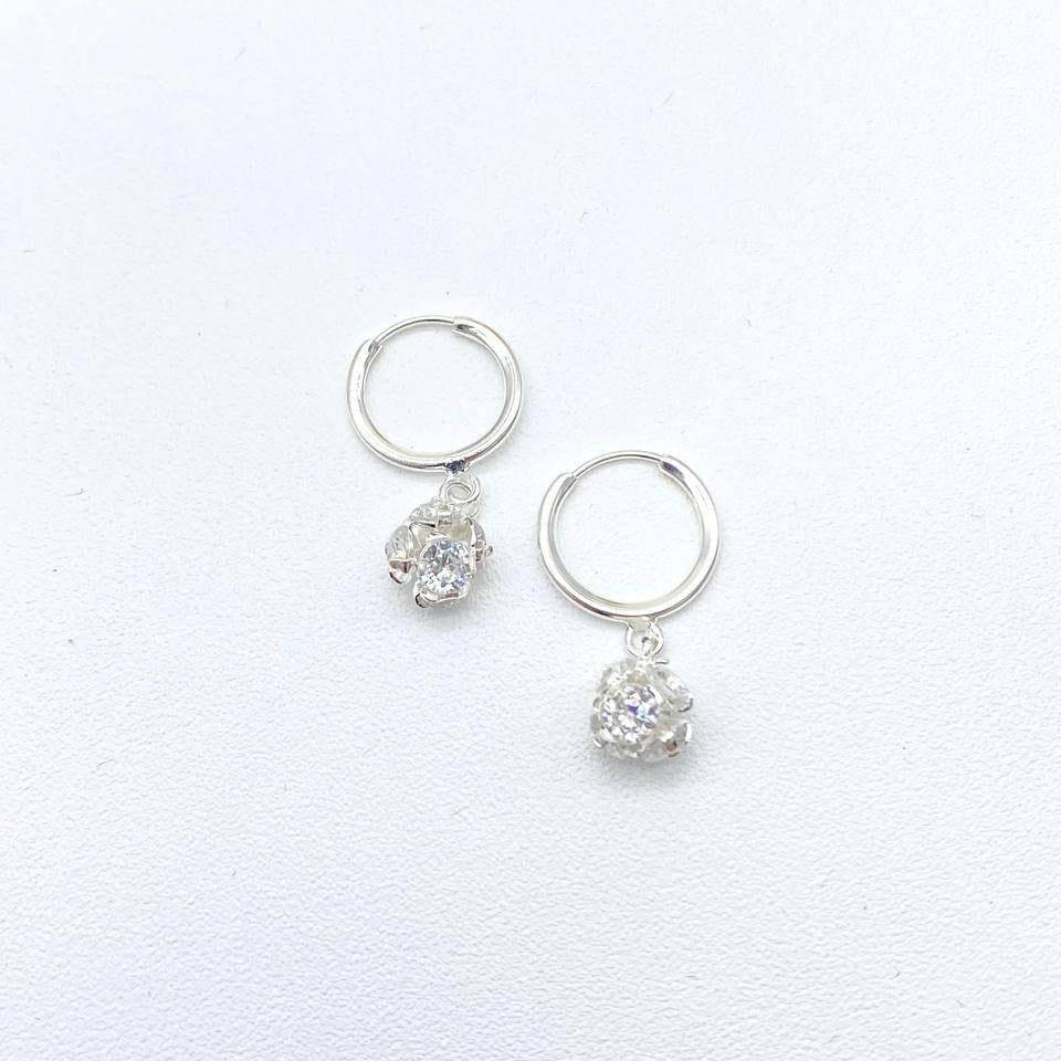 ARETE CIRCULO CON ZIRCONIAS 925