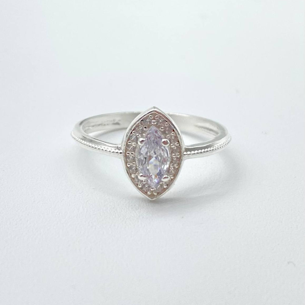 ANILLO OVAL BRILLANTE PLATA 925