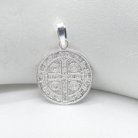 MEDALLA SAN BENITO PLATA 925