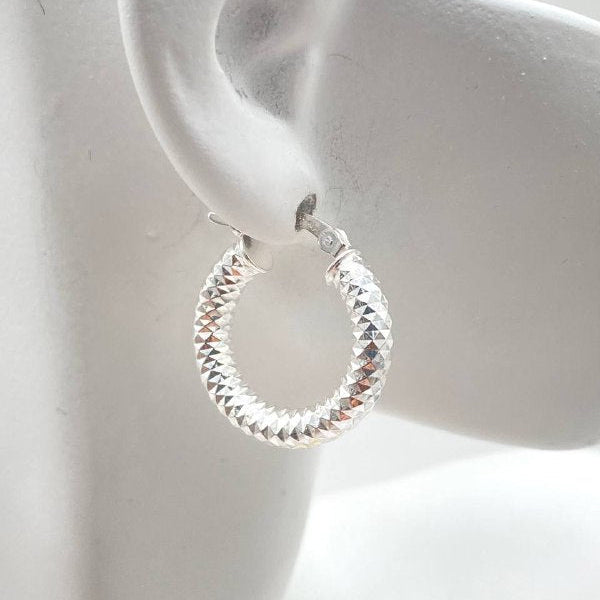 ARRACADA DIAMANTADA PLATA 925