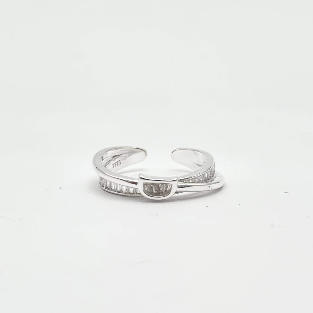 ANILLO ENLAZADO CON CIRCONIAS AJUSTABLE