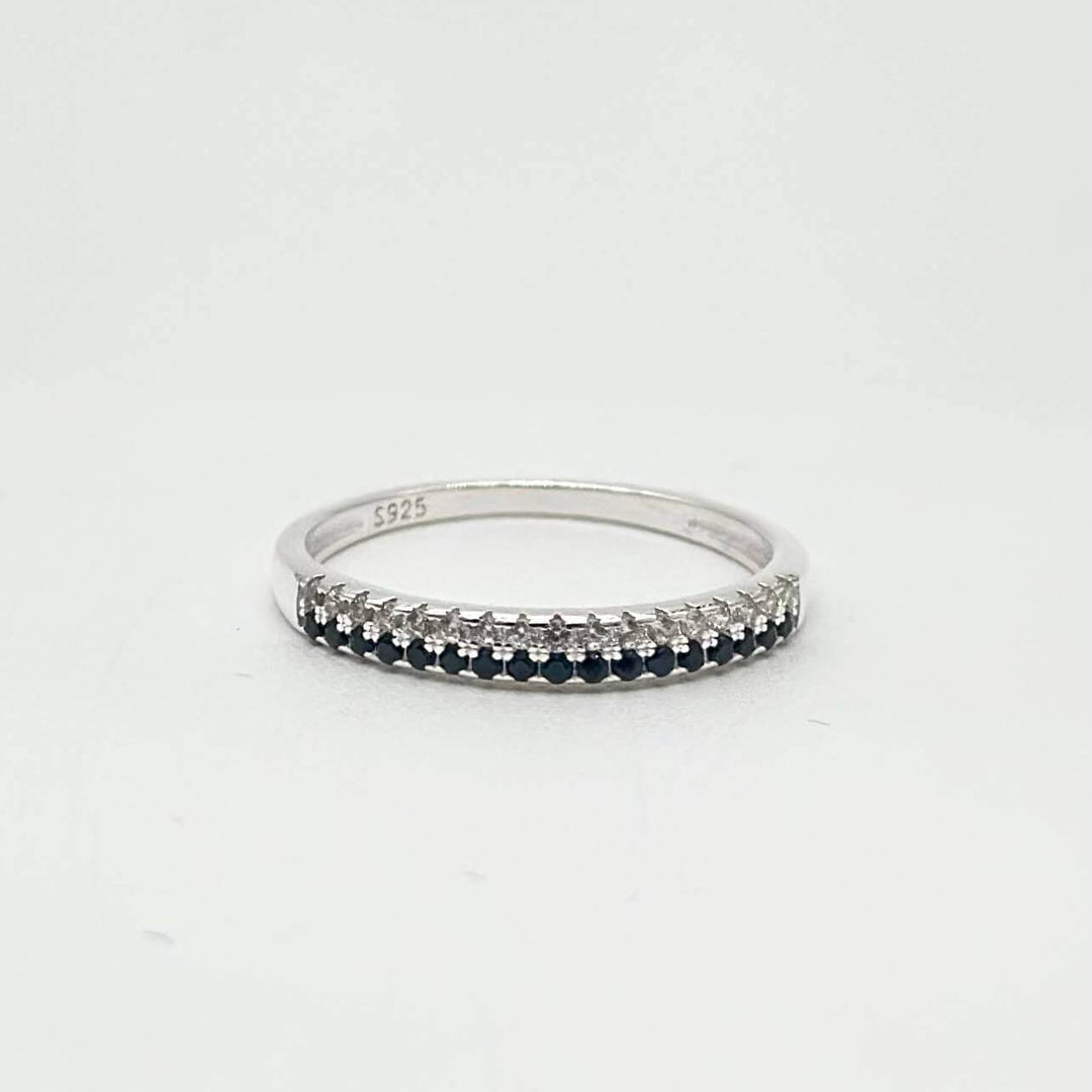 ANILLO CHURUMBELA ZIRCONIAS NEGRO