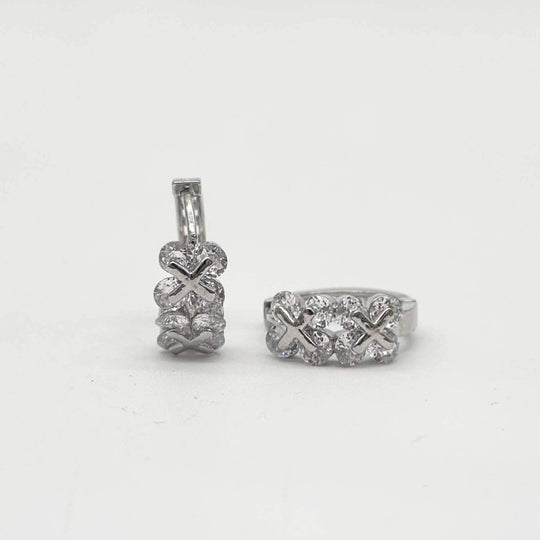 Huggie cruz– Chapa de rodio 18K | MAEL