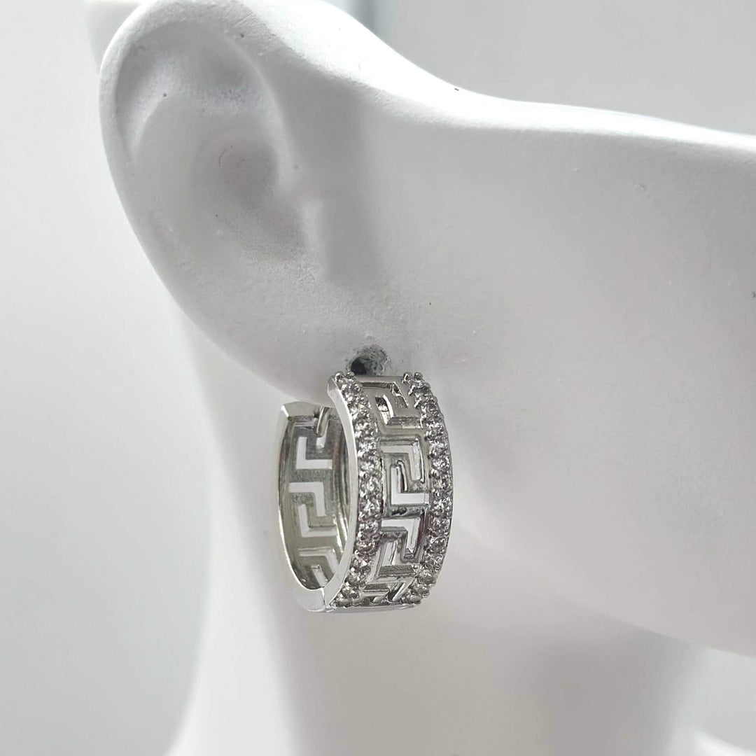 Huggie Grecas– Chapa de rodio 18K | MAEL