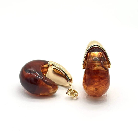 ARETE GOTA CAFE Chapa de oro 18k