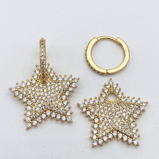 Aretes estrella con zirconias – Chapa de Oro 18K | MAEL