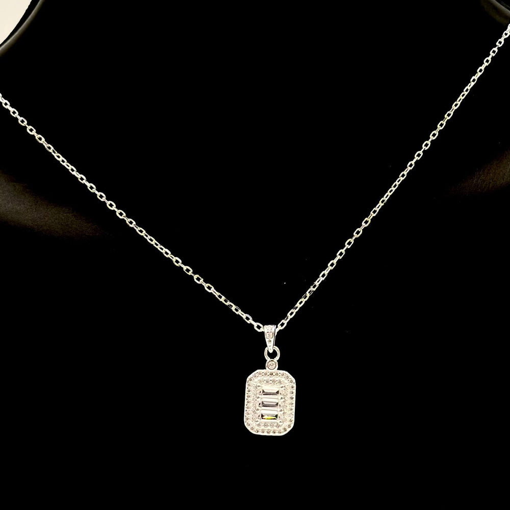 CADENA CON DIJE CUADRADO PLATA 925