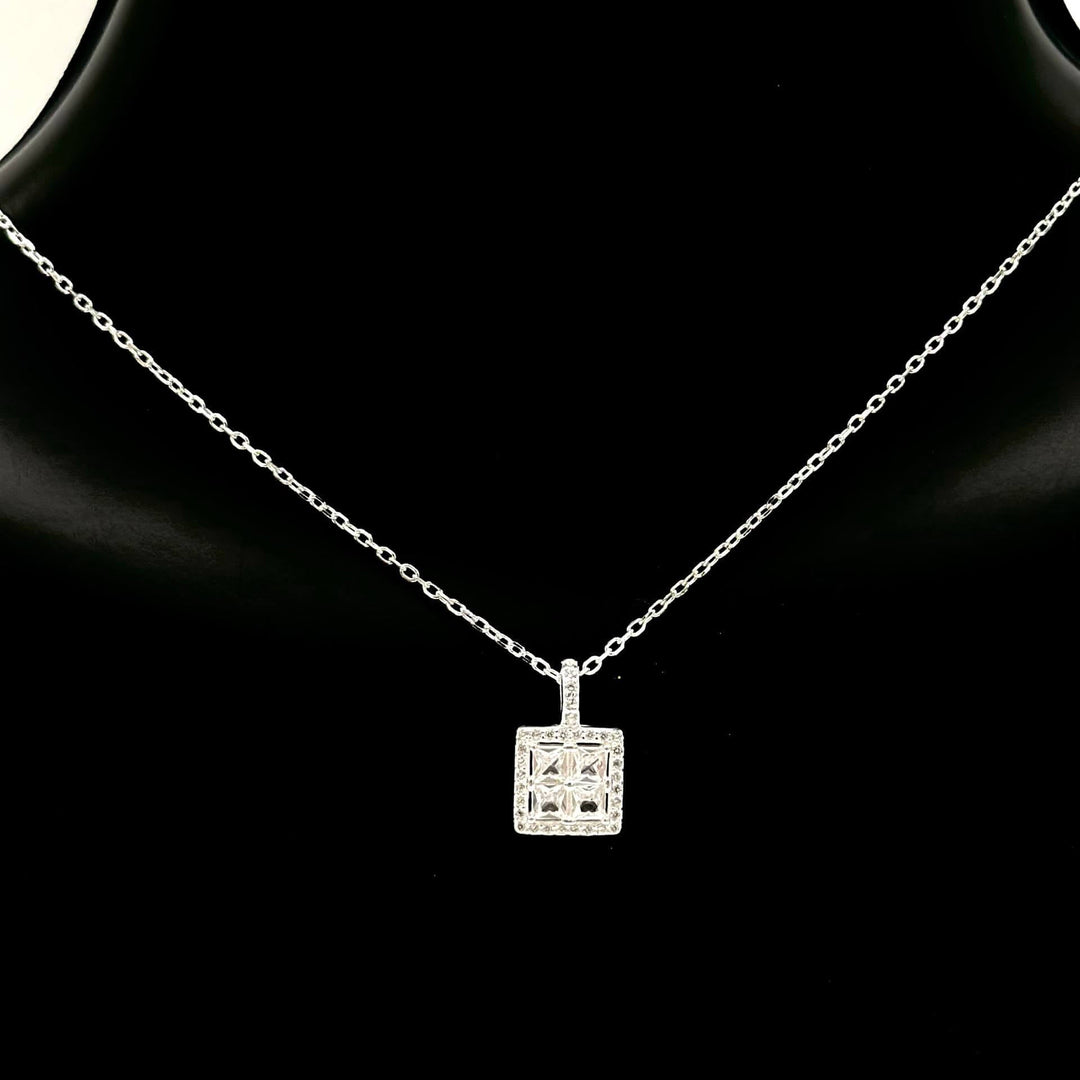 CADENA CON DIJE CUADRADO PLATA 925
