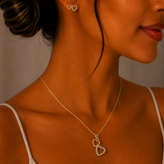 Set Corazones Entrelazados con Zirconias en Chapa de Oro | Mael Joyería