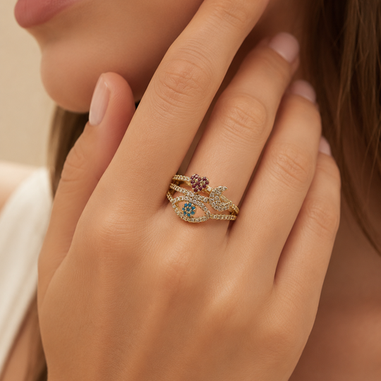 Anillo Ajustable Ojo Protector con Corazón y Mariposa en Chapa de Oro 18K| Mael joyeria