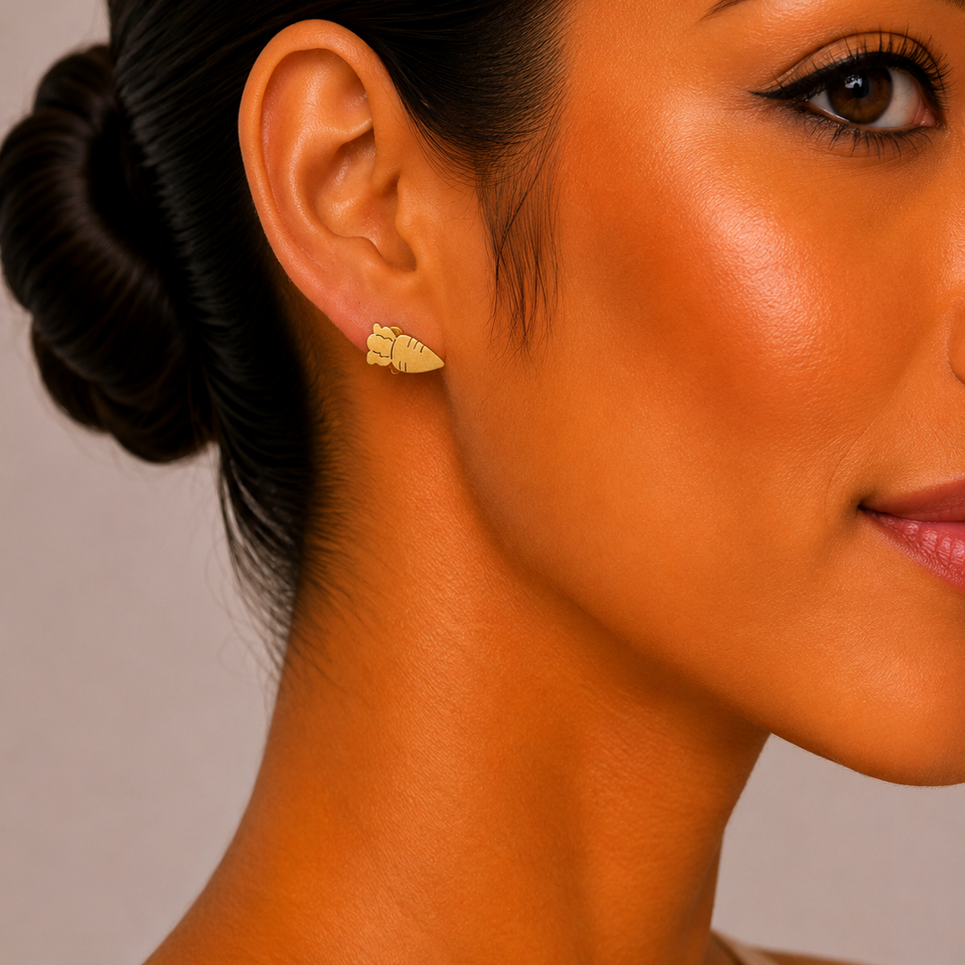 Broqueles Zanahoria de Acero Inoxidable Dorado | Mael Joyería