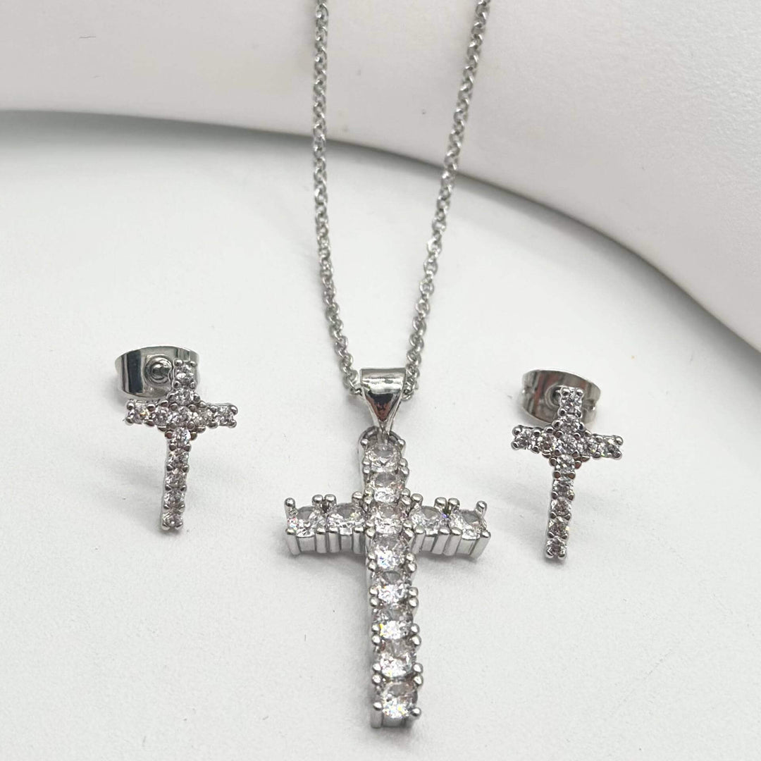 Set cruz – Dije, cadena y aretes en Chapa de rodio 18K | MAEL