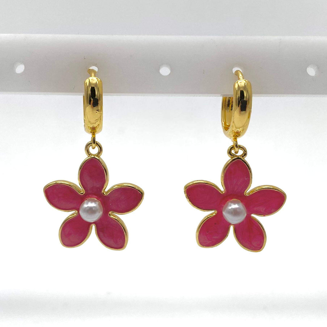 Huggie flor– Chapa de rodio 18K | MAEL