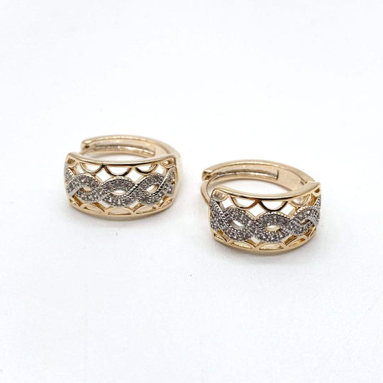 Huggie infinito– Chapa de oro 18K | MAEL