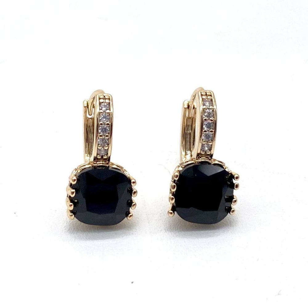 Huggie piedra negra– Chapa de oro 18K | MAEL