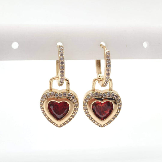 Arete corazon rojo– Chapa de oro 18K | MAEL