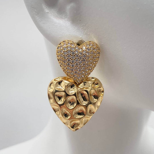 Aretes doble corazon con zirconias – Chapa de Oro 18K | MAEL