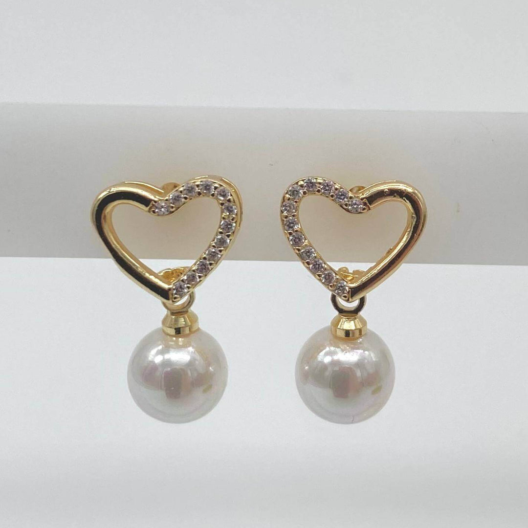 Broquel corazon con zirconias y perla – Chapa de Oro 18K | MAEL