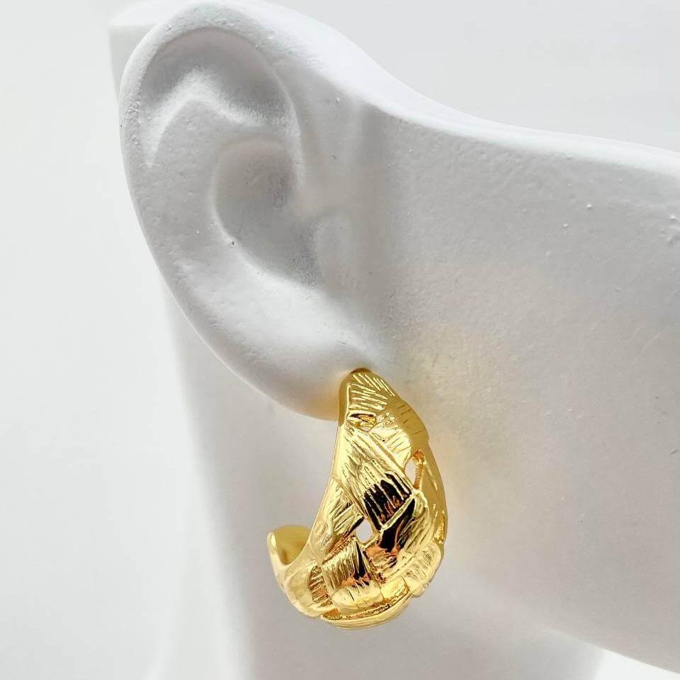 ARETE RED CHAPA DE ORO 18K
