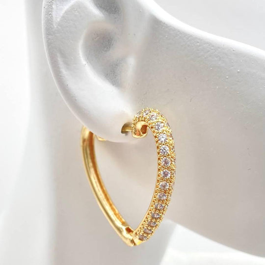 HUGGIE CORAZON CON ZIRCONIAS