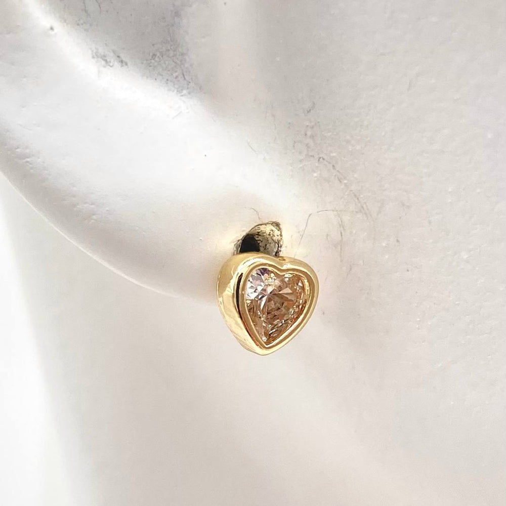 BROQUEL CHAPA DE ORO 18K CORAZON
