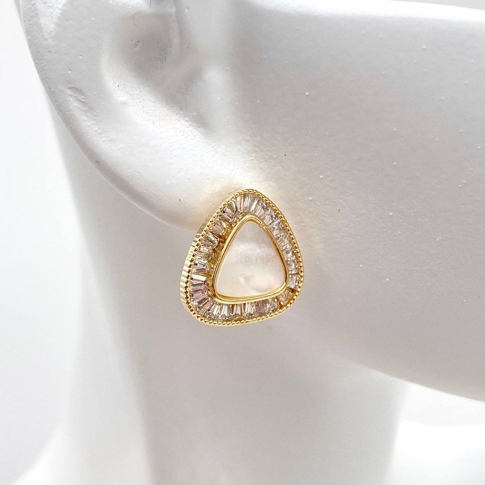 ARETE TRIANGULO CHAPA DE ORO 18K